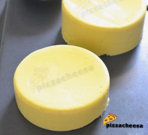 خرید پنیر پیتزا رنده نشده